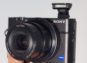 sony-rx100-flash-integrado